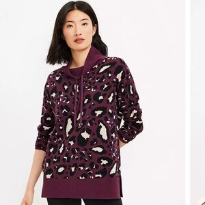 Lou & Grey Purple Leopard Print Drawstring Neck Sweater Size L | Comfortable‎